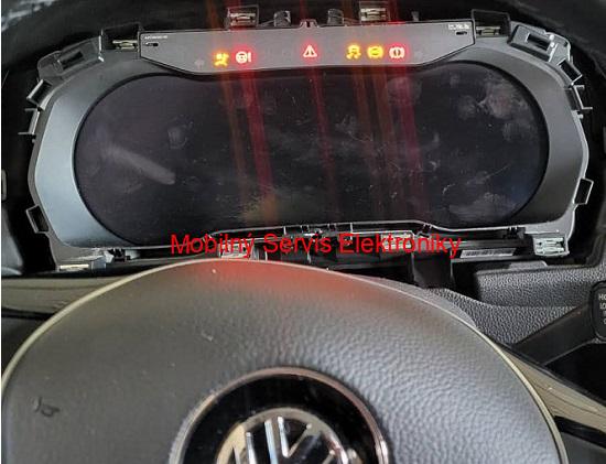 Oprava Virtual cockpit Passat B8